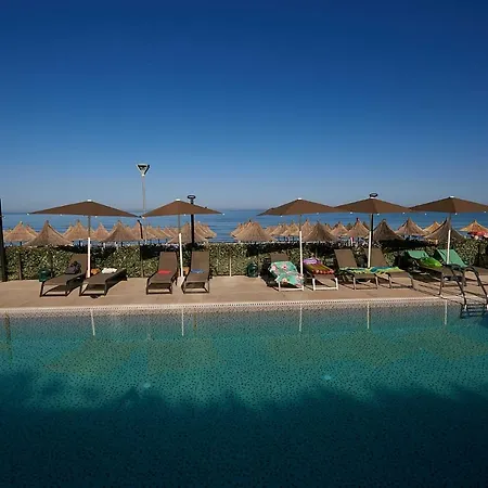 Hotel Eter Golem (Tirana)