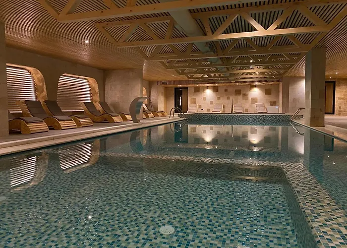 Szálloda Eter Golem