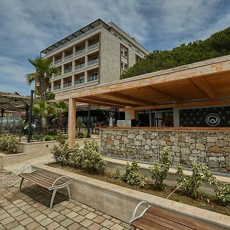Hotel Eter